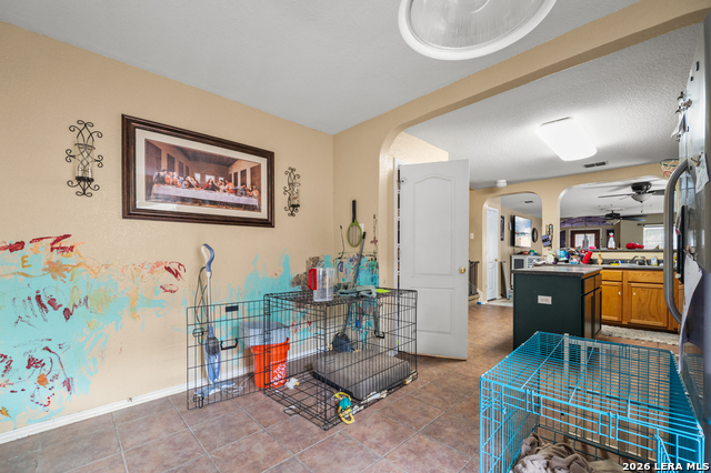 Image 13 of 39 For 4126 Bear Oak