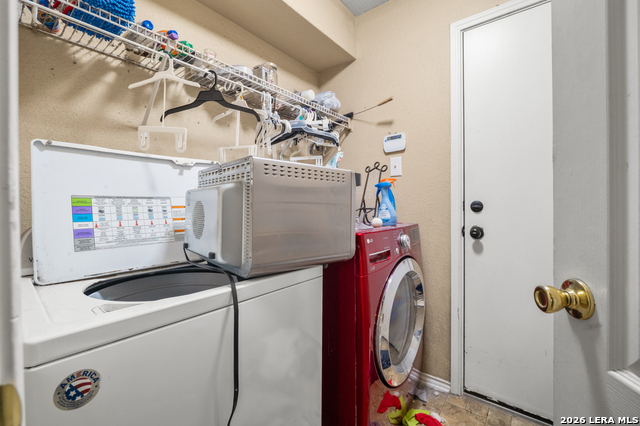 Image 15 of 39 For 4126 Bear Oak