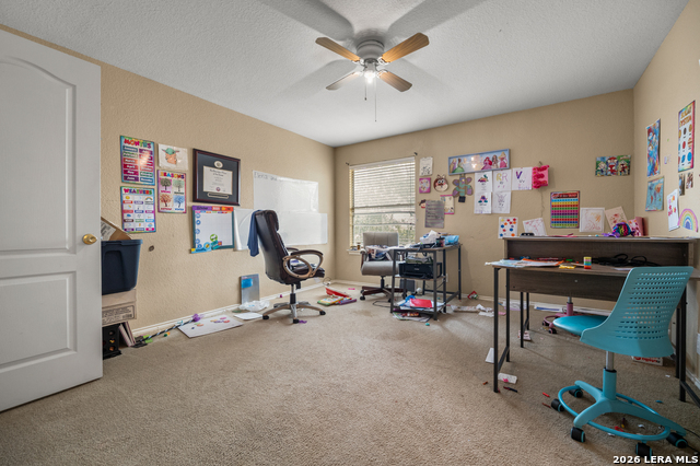 Image 32 of 39 For 4126 Bear Oak