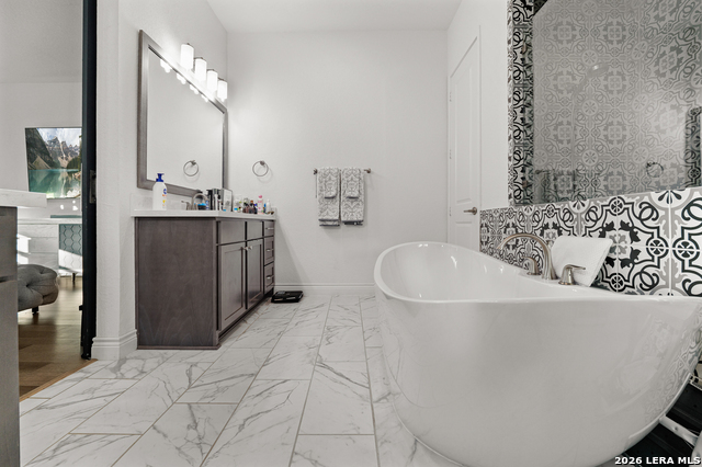 Image 38 of 50 For 14035 May Mist