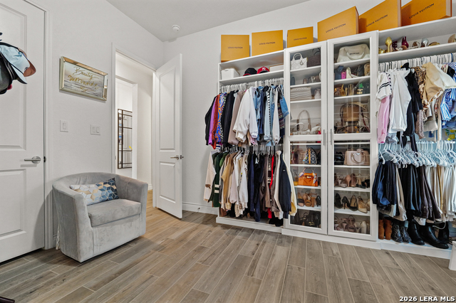 Image 44 of 50 For 14035 May Mist