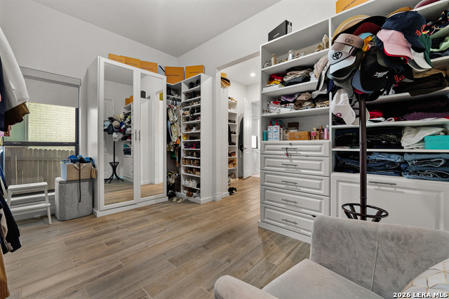 Image 45 of 50 For 14035 May Mist