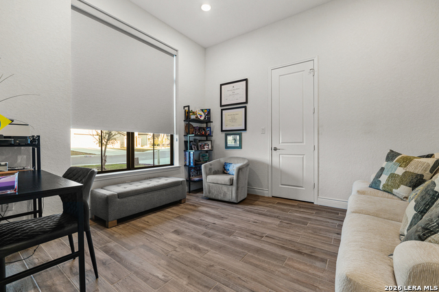 Image 7 of 50 For 14035 May Mist