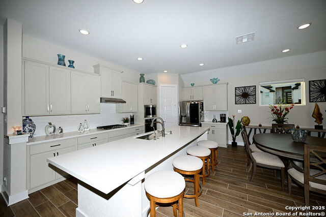 Image 16 of 26 For 24822 Resort