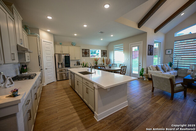 Image 4 of 26 For 24822 Resort