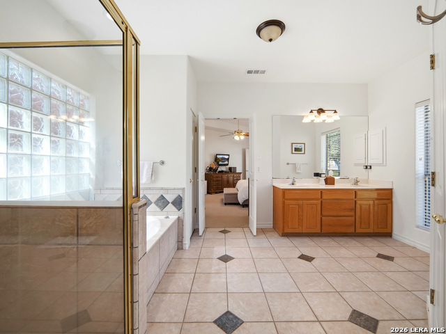 Image 24 of 51 For 121 Delaney Rae