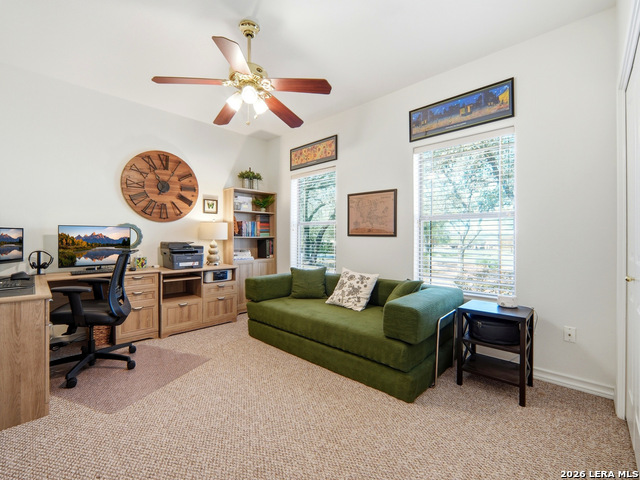 Image 30 of 51 For 121 Delaney Rae