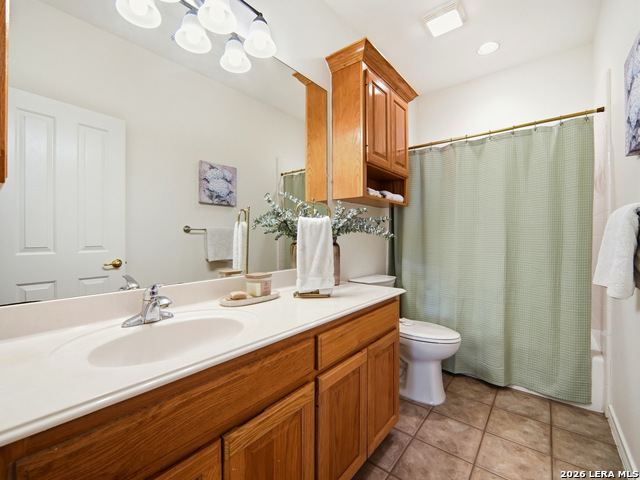 Image 32 of 51 For 121 Delaney Rae