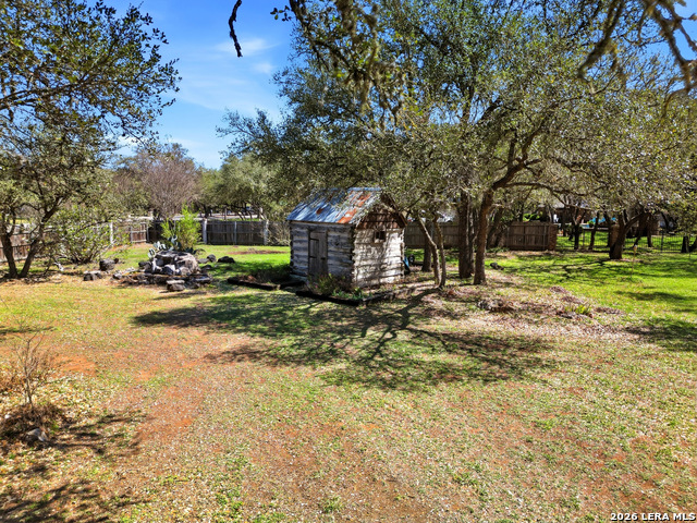 Image 45 of 51 For 121 Delaney Rae