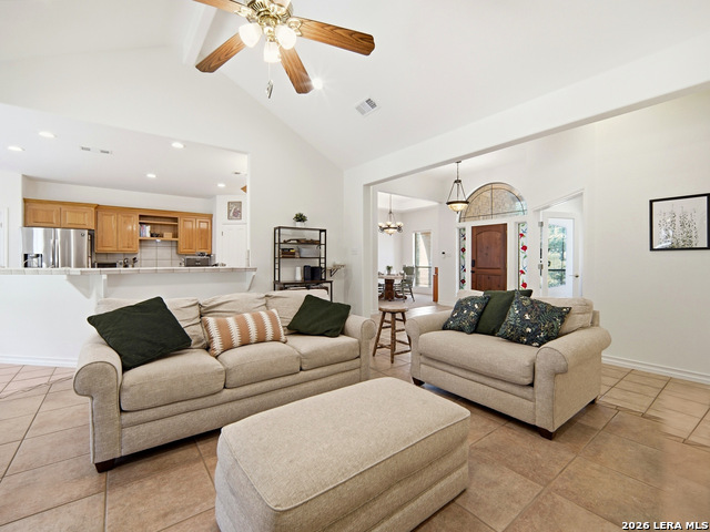 Image 9 of 51 For 121 Delaney Rae