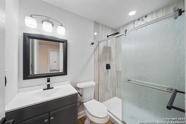 Image 14 of 24 For 1046 Hillcrest Dr