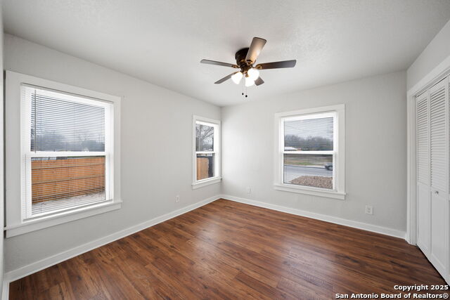 Image 19 of 24 For 1046 Hillcrest Dr