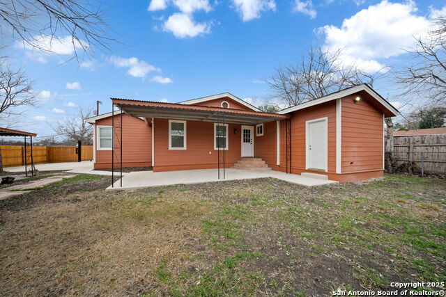 Image 22 of 24 For 1046 Hillcrest Dr