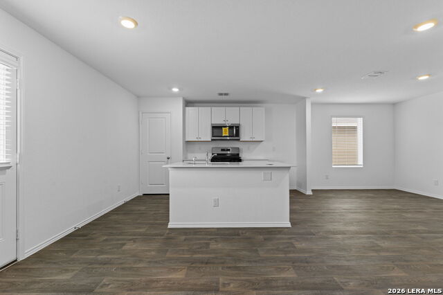 Image 8 of 31 For 15515 Mint Patch Meadow