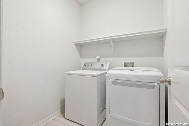 Image 27 of 30 For 4823 Belgravia