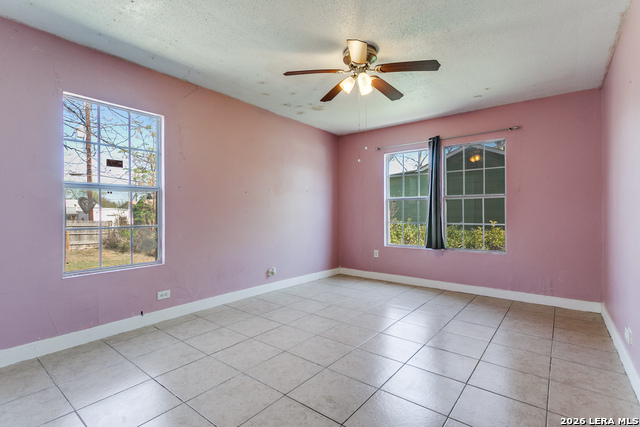 Image 8 of 12 For 347 Hermine W