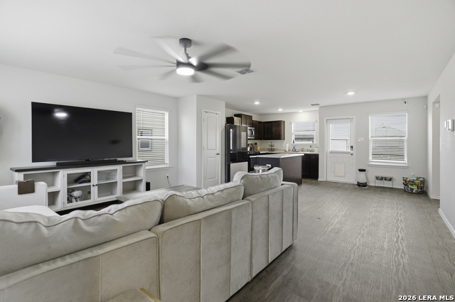 Image 7 of 19 For 5839 Kendall Prairie