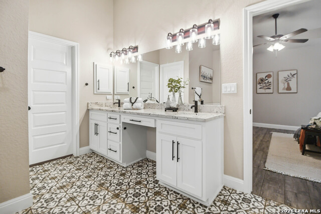 Image 23 of 38 For 104 Hondo Ridge