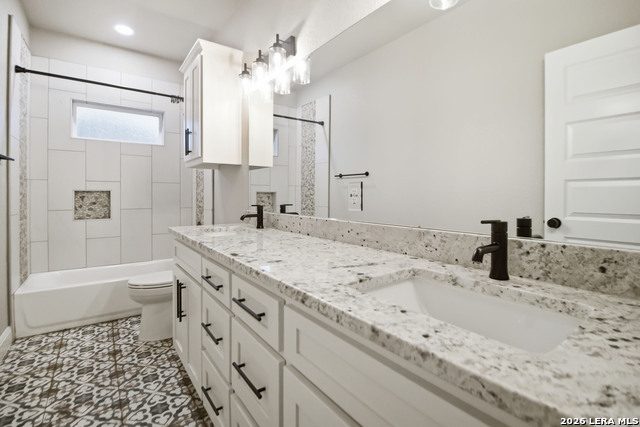 Image 29 of 38 For 104 Hondo Ridge