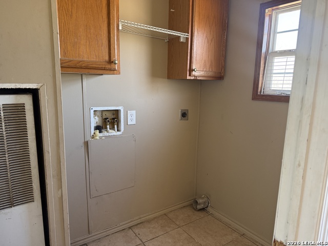 Image 16 of 26 For 195 Ashford  