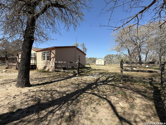 Image 21 of 26 For 195 Ashford  