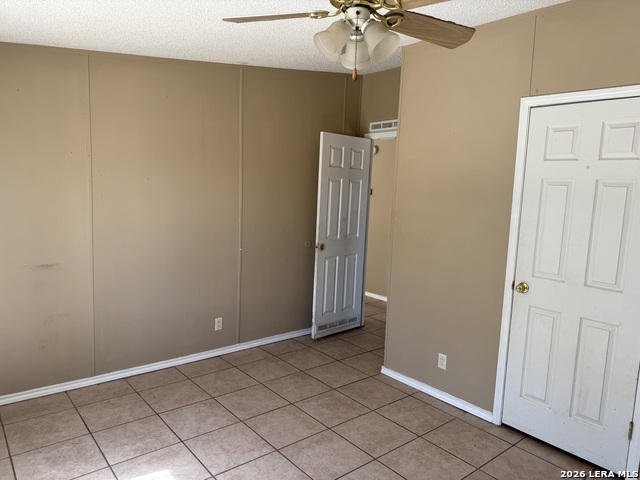 Image 8 of 26 For 195 Ashford  