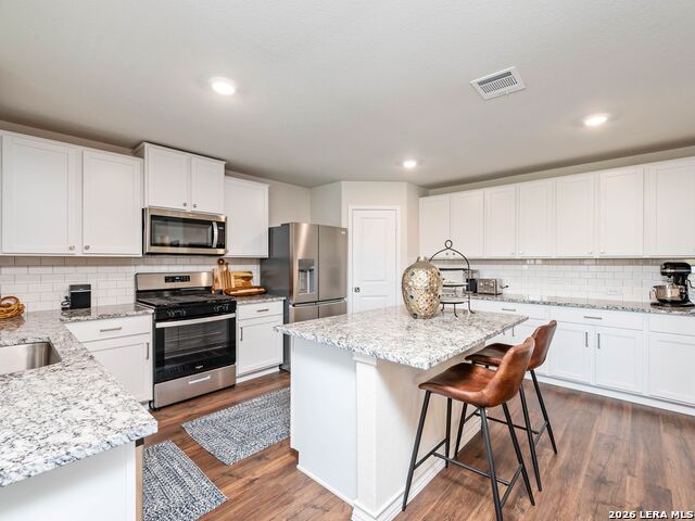 Image 10 of 26 For 22607 Green Jacket