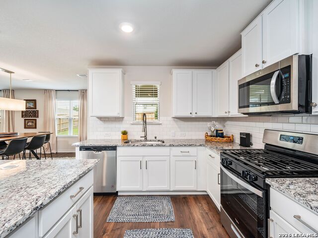 Image 11 of 26 For 22607 Green Jacket