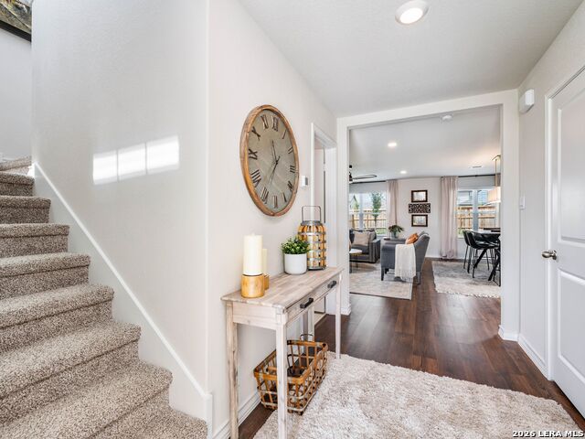 Image 17 of 26 For 22607 Green Jacket