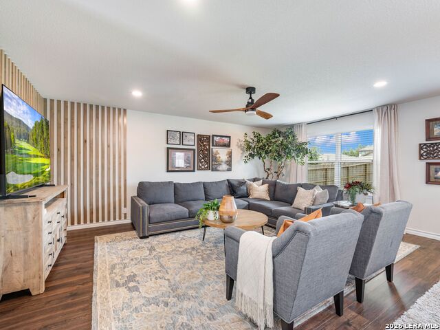 Image 5 of 26 For 22607 Green Jacket