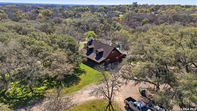 Image 44 of 86 For 828 Shady Grove