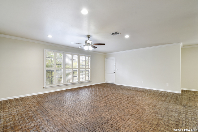 Image 9 of 30 For 7926 Broadway  402