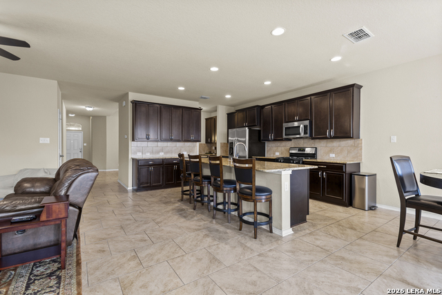 Image 12 of 38 For 8614 Samsel  