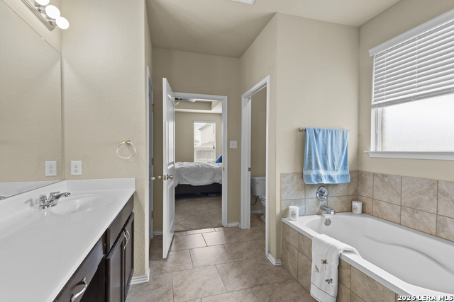 Image 22 of 38 For 8614 Samsel  