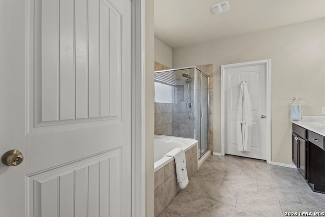 Image 23 of 38 For 8614 Samsel  