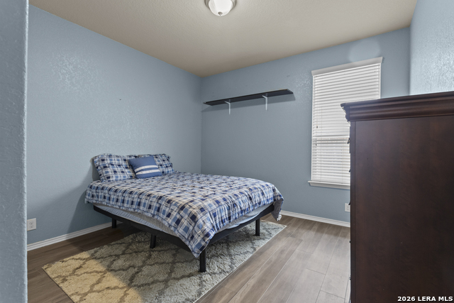 Image 32 of 38 For 8614 Samsel  