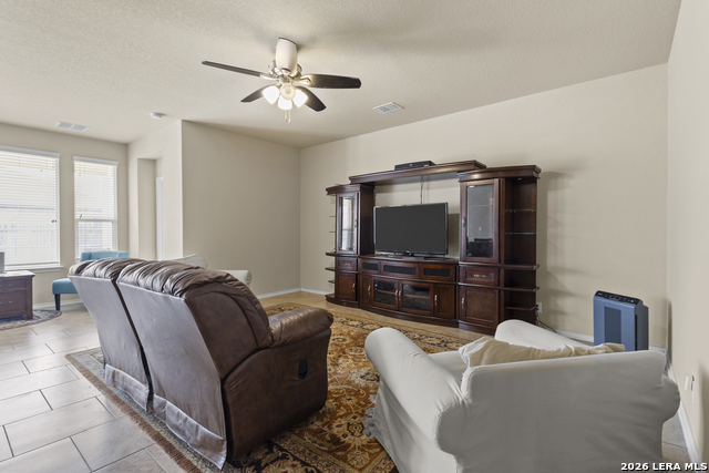 Image 7 of 38 For 8614 Samsel  