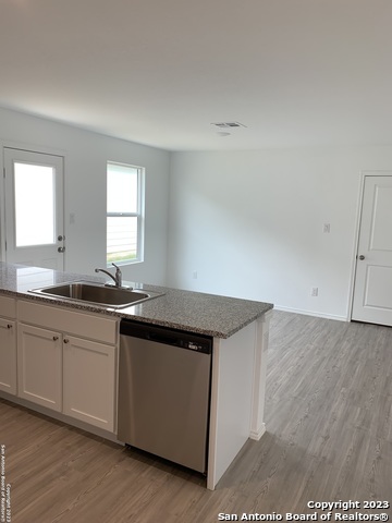 Image 9 of 15 For 20314 Andesine