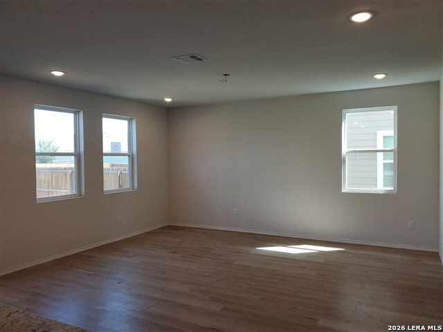 Image 6 of 16 For 5815 Hematite Rim