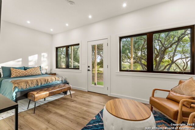 Image 32 of 50 For 29720 Twin Creeks