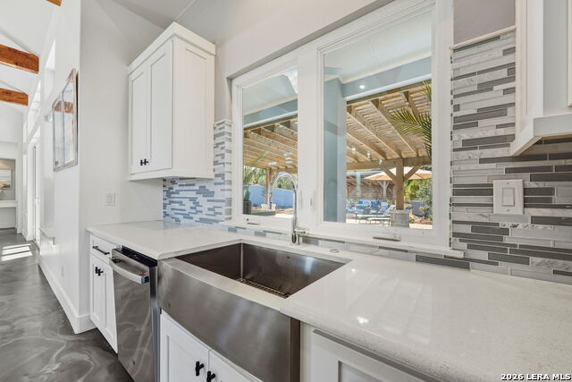 Image 18 of 48 For 223 Oak Shores