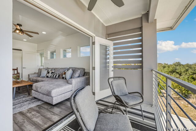 Image 24 of 48 For 223 Oak Shores