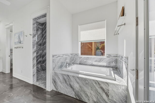 Image 28 of 48 For 223 Oak Shores