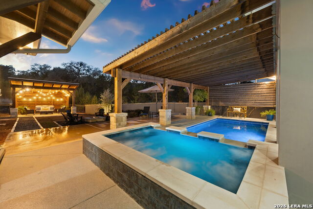 Image 4 of 48 For 223 Oak Shores