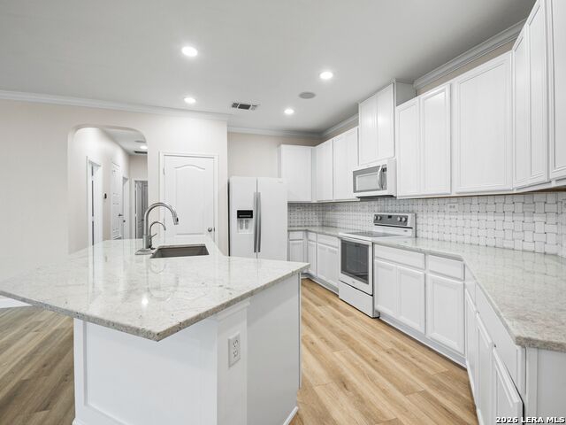 Image 10 of 28 For 2073 Turkey Creek