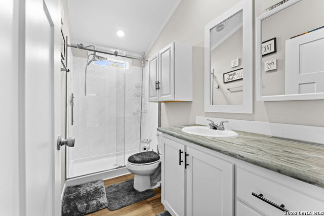 Image 16 of 35 For 164 Pr 1523  