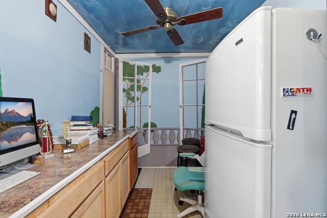 Image 15 of 33 For 5775 Larkdale Dr