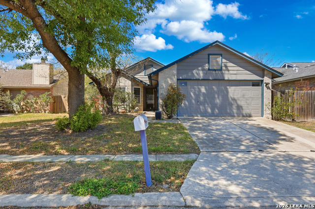 Image 23 of 33 For 5775 Larkdale Dr