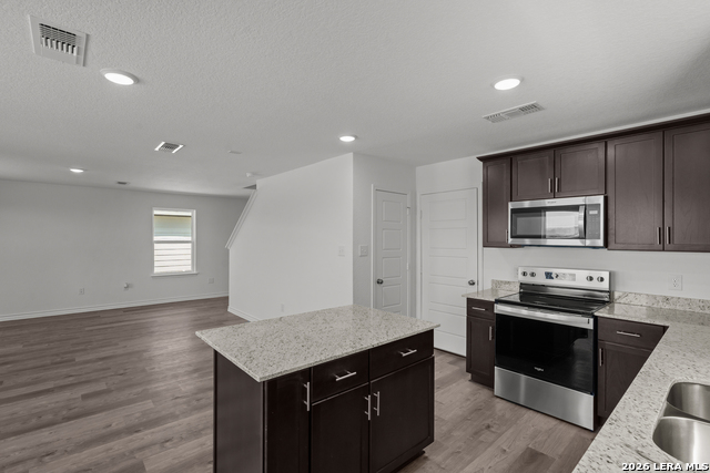 Image 12 of 32 For 5139 Bay Breeze