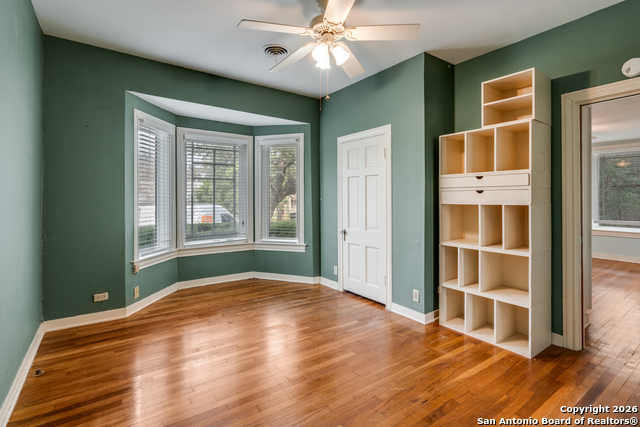 Image 4 of 23 For 120 Alta  